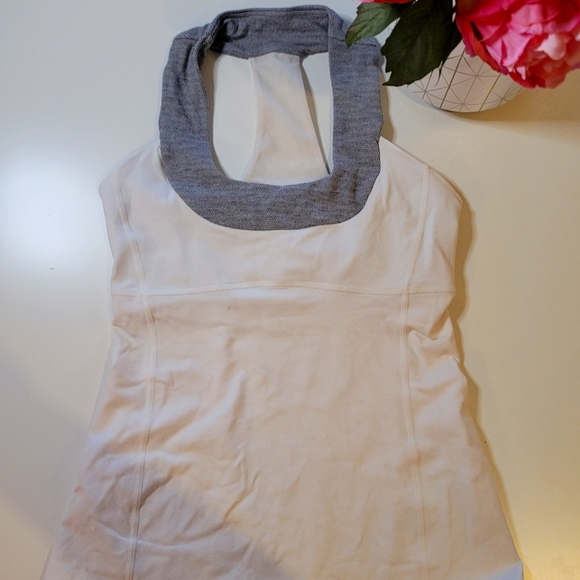 Lululemon scoop neck top - Picture 2 of 3